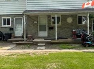 137 Toulon Cres, London, ON N5V 1J4