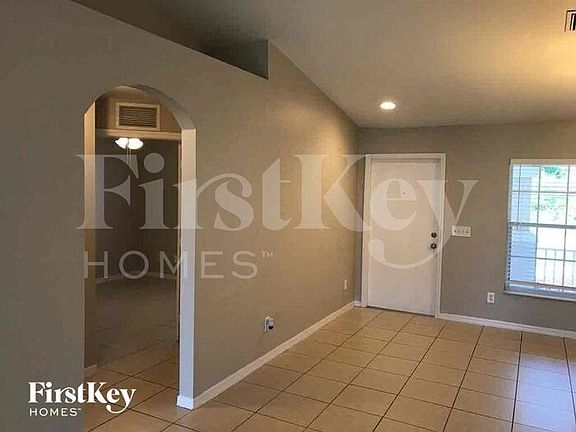 4th image of 335 Hermosa Ave