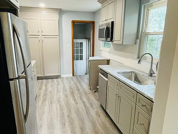 2nd image of 6021 Monica Ln #3