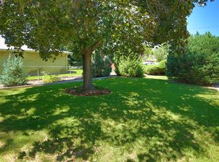 584 W La Salle Dr, Murray, UT 84123