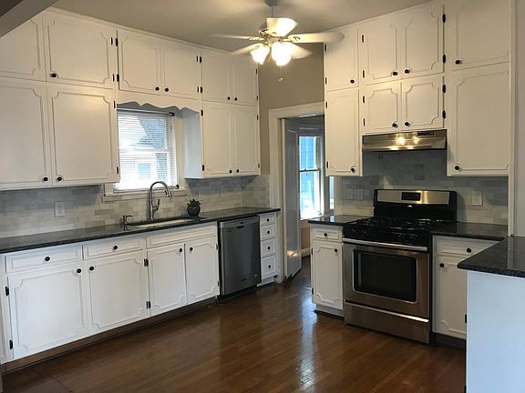 3rd image of 110 Harrison Ave