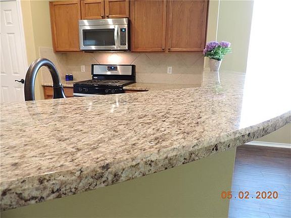 4th image of 116 Portsmouth Dr
