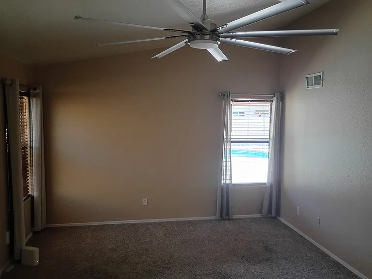 2013 E Willow Wick Rd — Photo 27