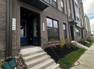 2504 W Peninsula Dr #A, Baltimore, MD 21230