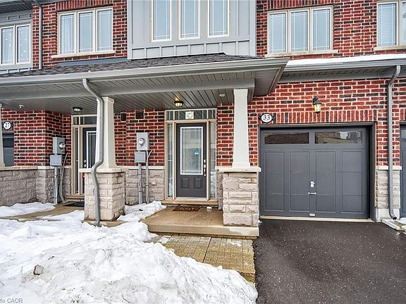 3rd image of 33 Admiral Rd