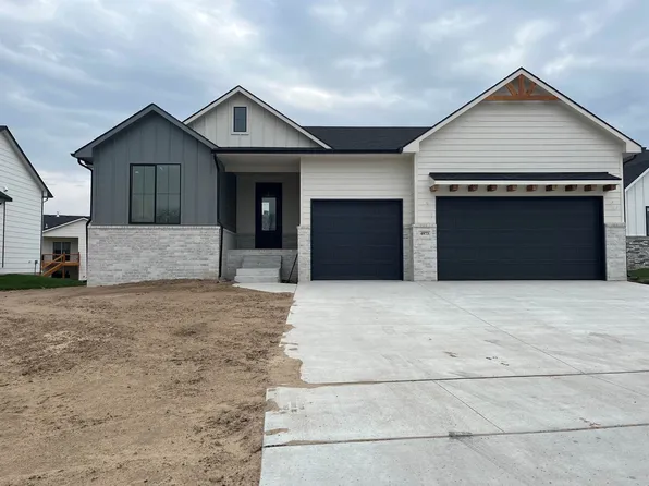 4973 N Emerald Ct, Maize, KS 67101