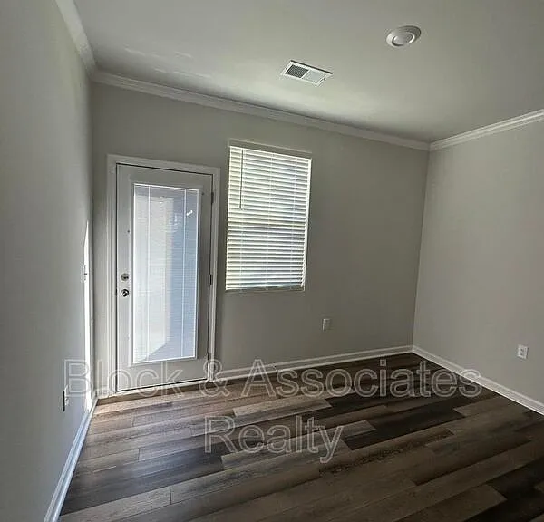 608 Gimari Dr — Photo 28