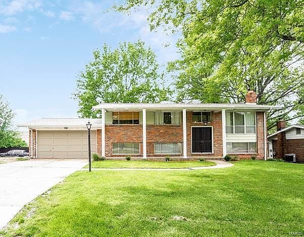1st image of 4748 Gatesbury Dr