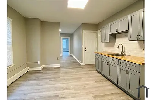 87 Caroline St #1 Photo 1