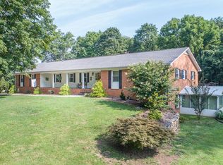 766 Orchard Lake Dr, Daleville, VA 24083