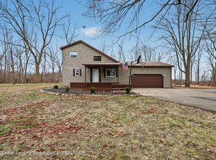 3161 Island Hwy, Charlotte, MI 48813