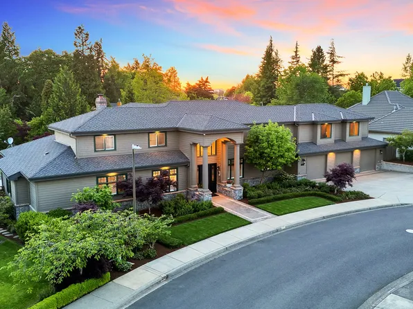 750 Club Way, Eugene, OR 97401