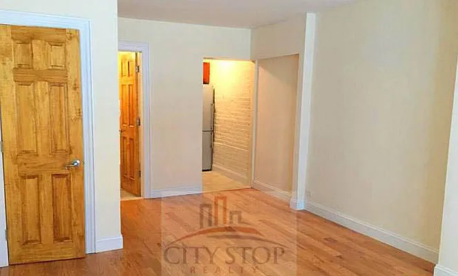 Rented by City Stop Realty | media 14