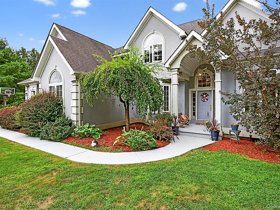 4th image of 73 Noble Hill Dr