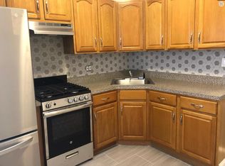64-37 70th St #2, Middle Village, NY 11379