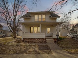 711 3rd St NW, Faribault, MN 55021