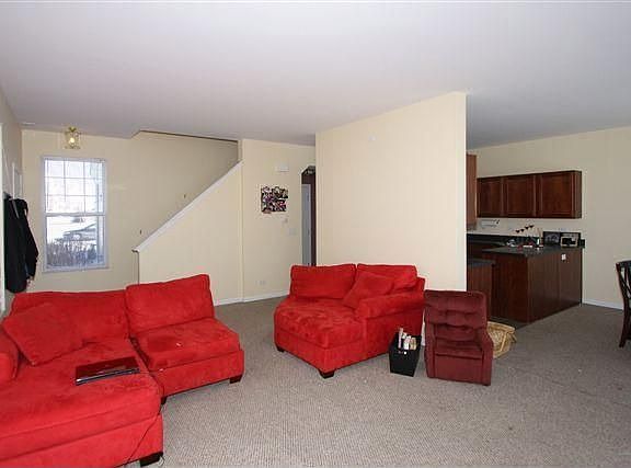 4th image of 2115 Limestone Ln #11