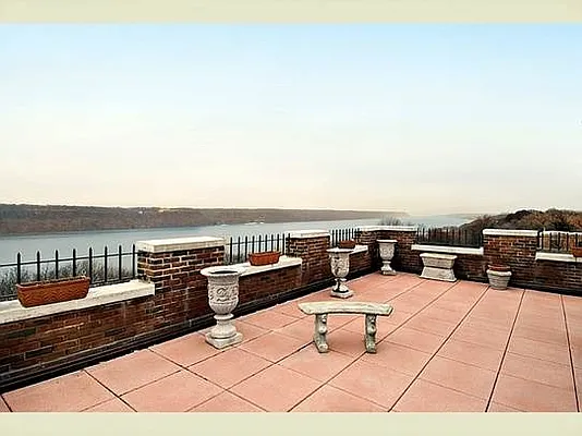 Sold by Stribling | media 30