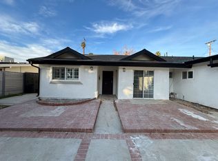 19351 Strathern St, Reseda, CA 91335