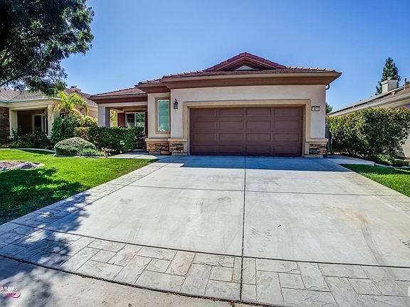 3rd image of 14011 Park Palisades Dr