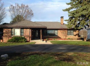 5227 N Prospect Rd, Peoria, IL 61614