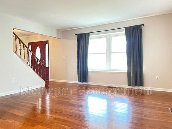 5th image of 8490 Westchester Ln