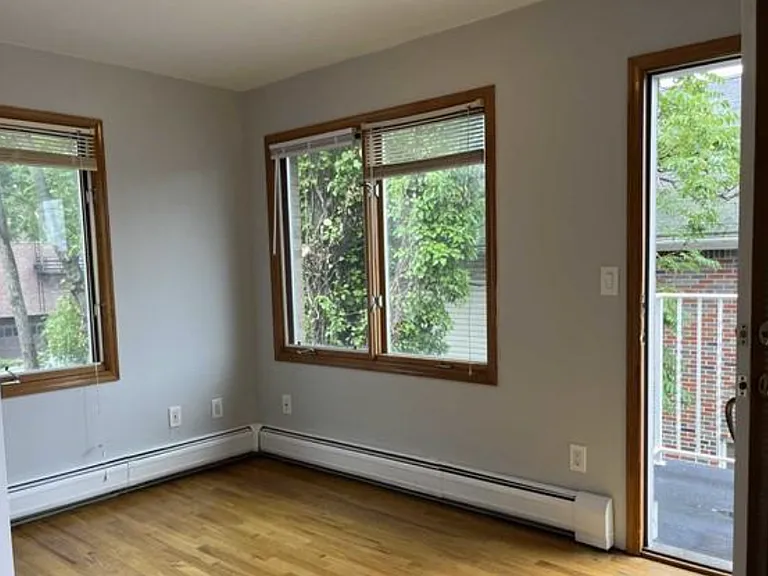 476 Highland Ave #1 — Photo 17
