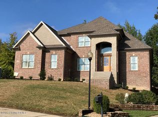 2505 Ivy Oaks Ct, Louisville, KY 40245