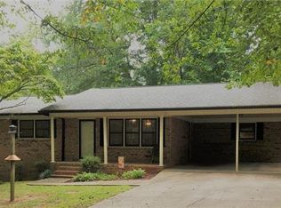 508 Camelot Dr, Statesville, NC 28625
