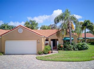 798 Reef Point Cir, Naples, FL 34108