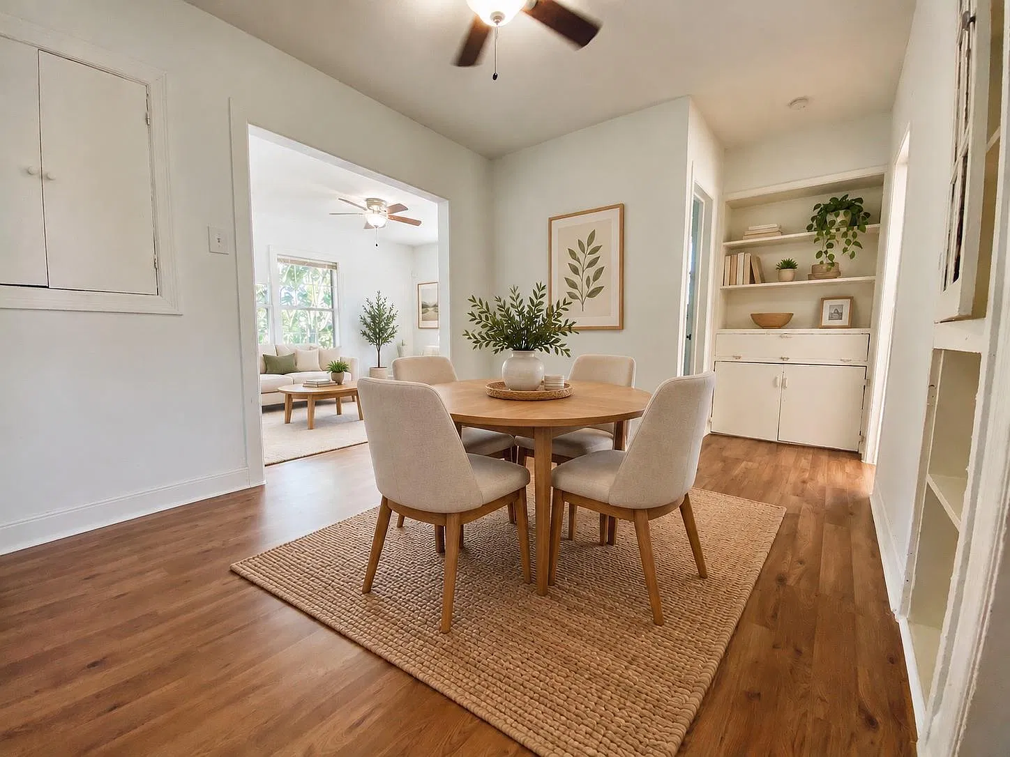 1 bed, 1.0 bath, 677 sqft, $950 — Photo 2