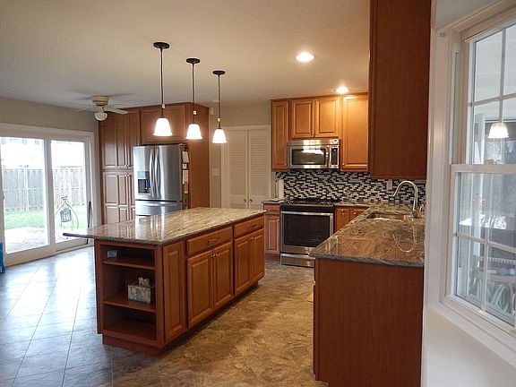 new kitchen/breakfast nook