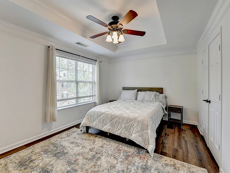 5204 Wellsley Bnd — Photo 30