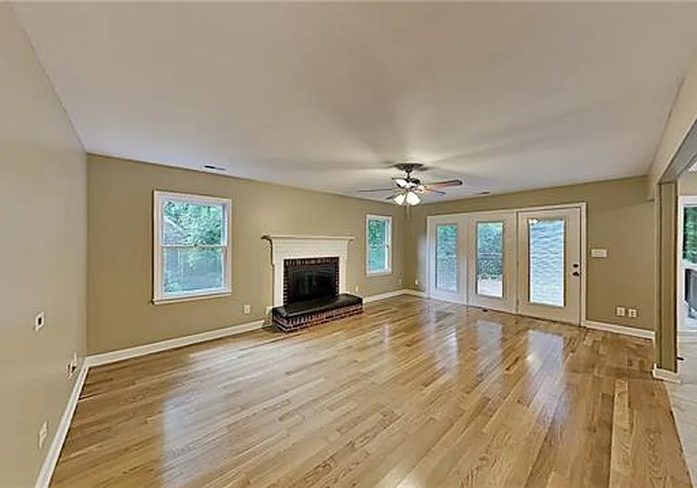 Stream Ridge Dr — Photo 4