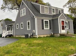 20 Wesleyan Ave, Warwick, RI 02886