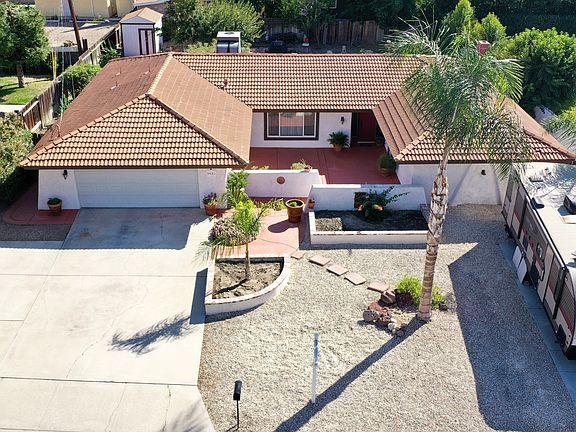 2nd image of 3481 Park Ave