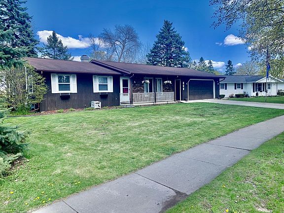 3rd image of 382 S 9th St