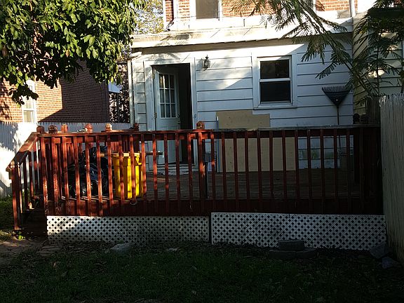 5th image of 304 Dayton St