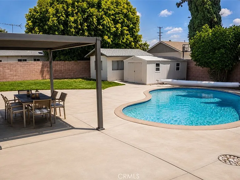 10120 Dempsey Ave — Photo 17