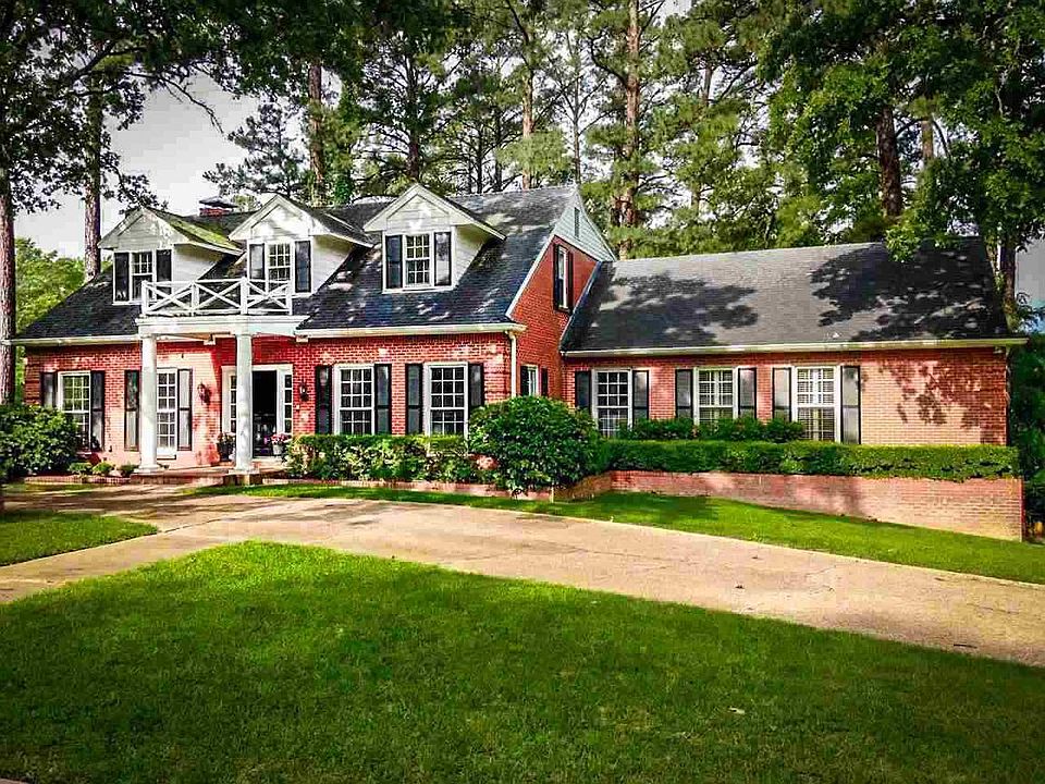 1st image of 6223 Bedford Dr