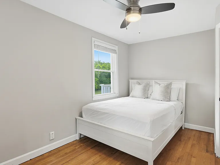 368 Oakview Dr — Photo 18