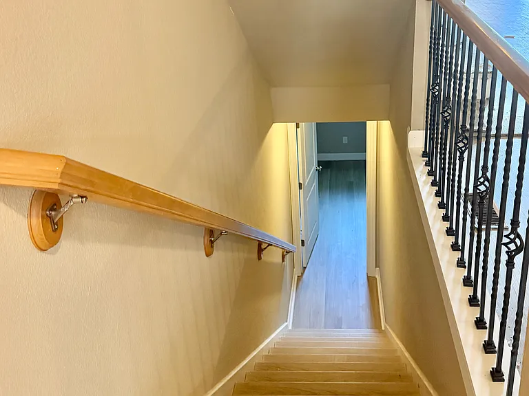 10541 Clubhouse Dr — Photo 20