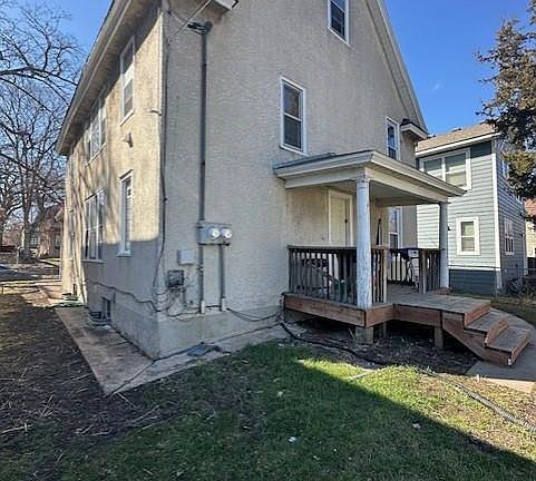 3rd image of 1414 Logan Ave N