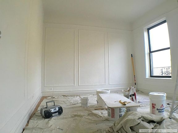 4th image of 664 W 163rd St APT 66