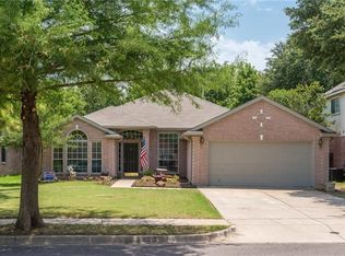 304 Westbrook Dr, Arlington, TX 76002