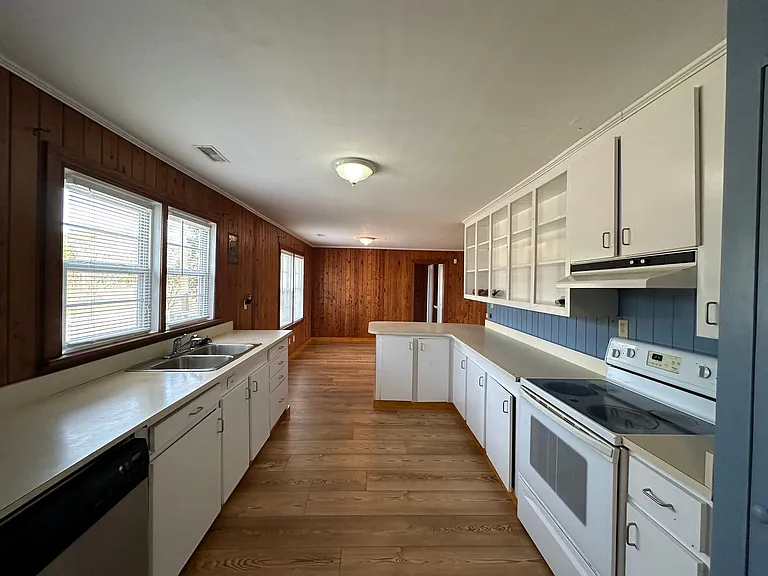 2213 Sloop Point Loop Rd — Photo 4