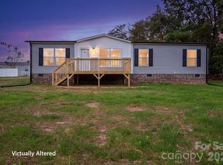 207 Grassy Field Ct, Lawndale, NC 28090