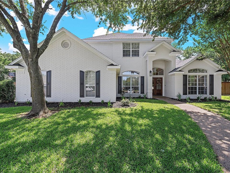 1st image of 105 Truffles Ct