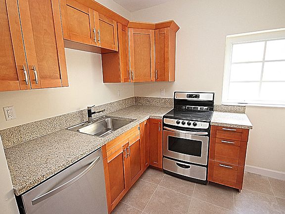 2nd image of 215 Sidonia Ave APT 1