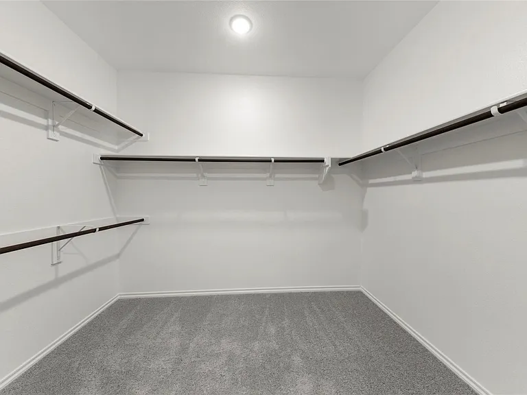 2112 Sesaro Dr — Photo 13